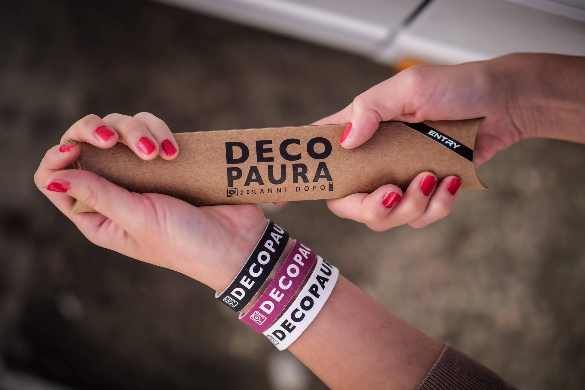 BRACCIALI IN MICROFIBRA PERSONALIZZATI - Record Moda